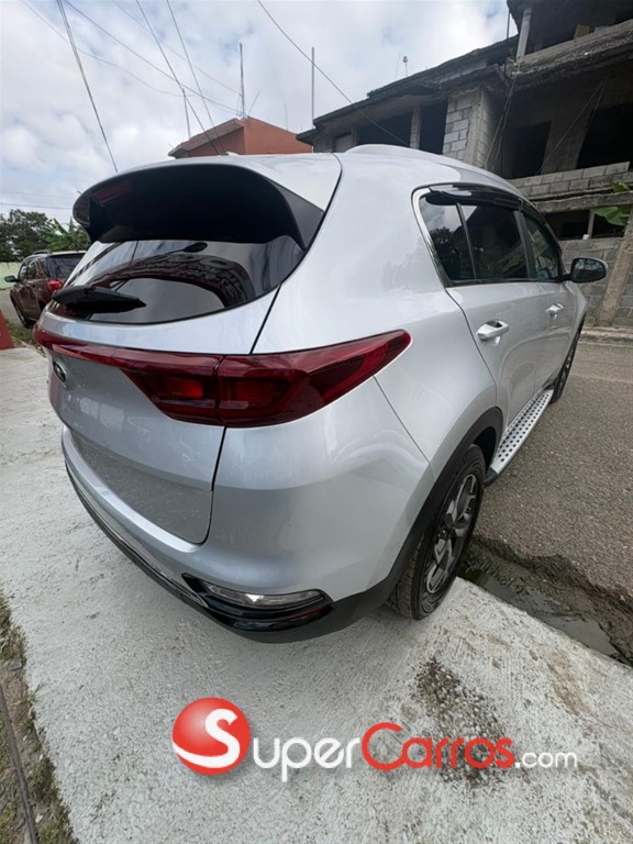 2020 Kia Sportage LX — foto 7 / 11