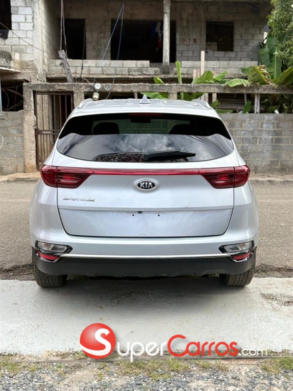 2020 Kia Sportage LX — foto 8 / 11