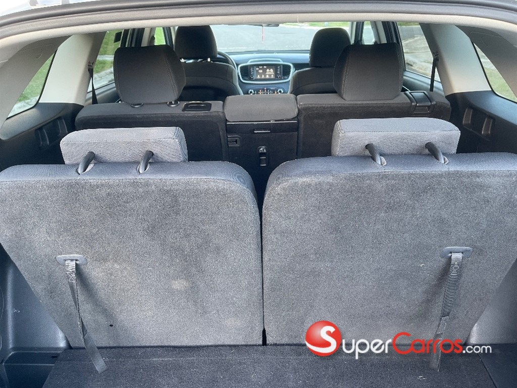 2020 Kia Sorento LX — foto 9 / 12