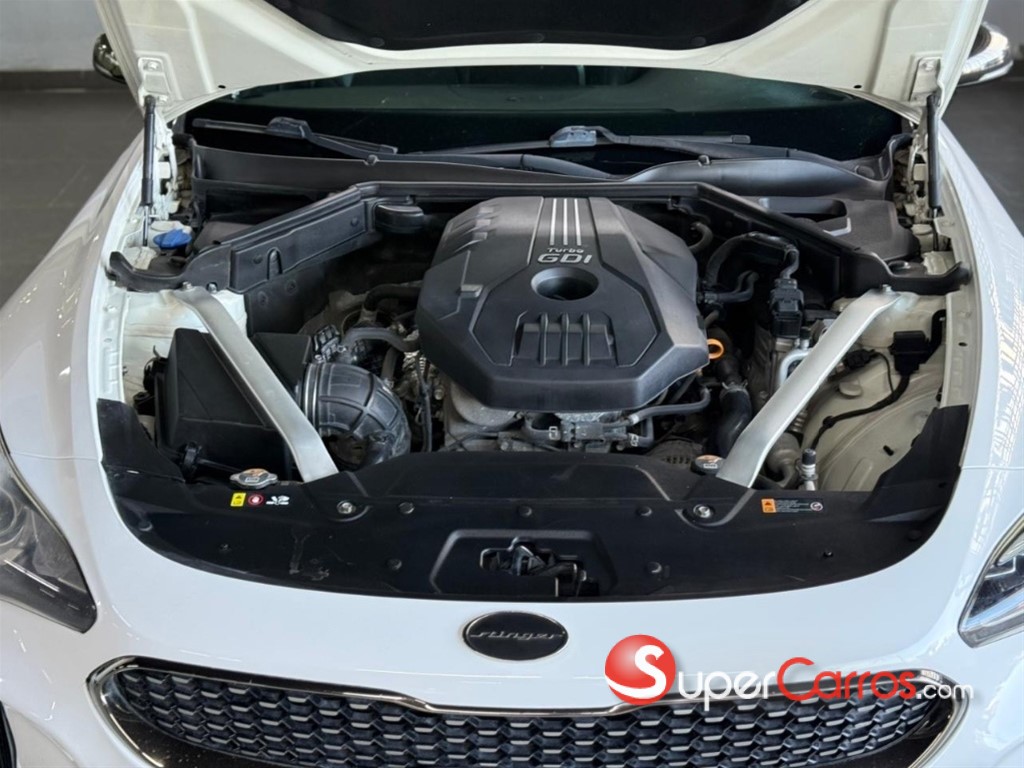 2020 Kia Stinger GT — foto 2 / 11