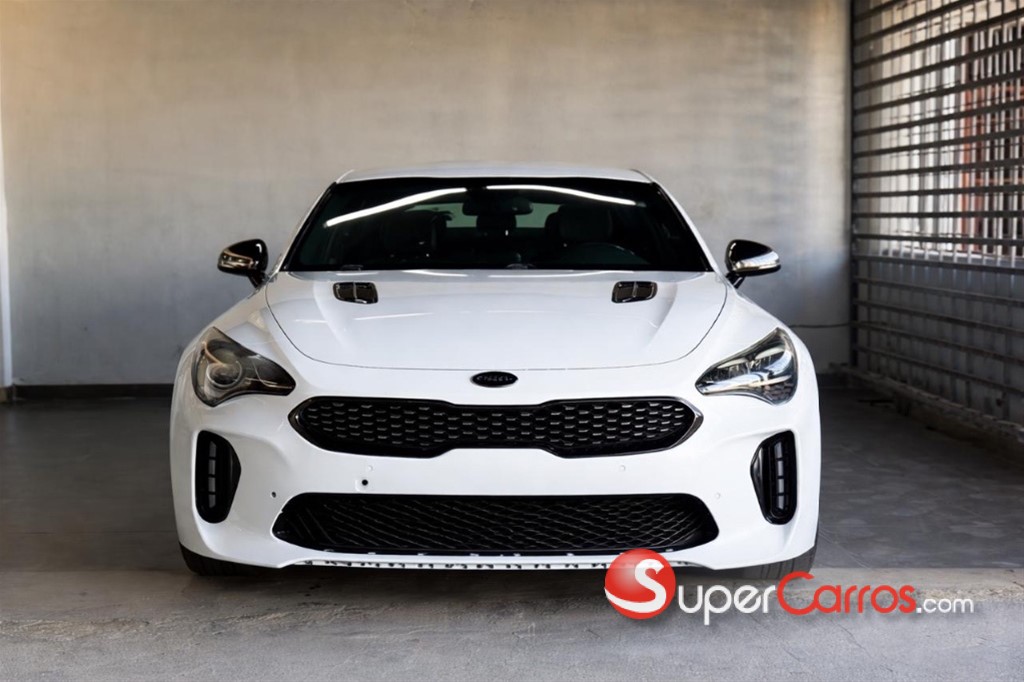 2020 Kia Stinger GT — foto 11 / 11