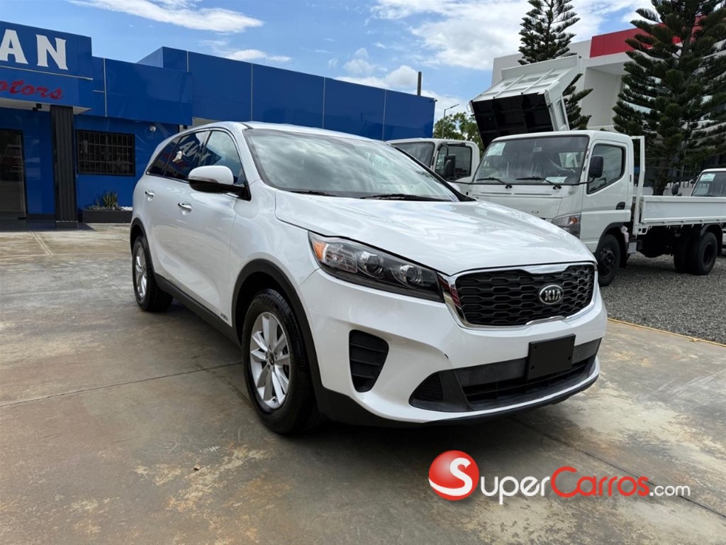 2020 Kia Sorento LX