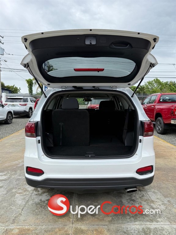 2020 Kia Sorento LX — foto 10 / 12