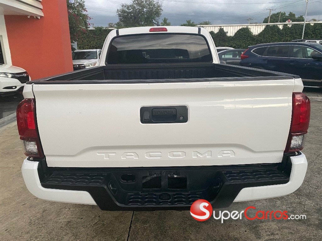 2021 Toyota Tacoma SR — foto 8 / 12