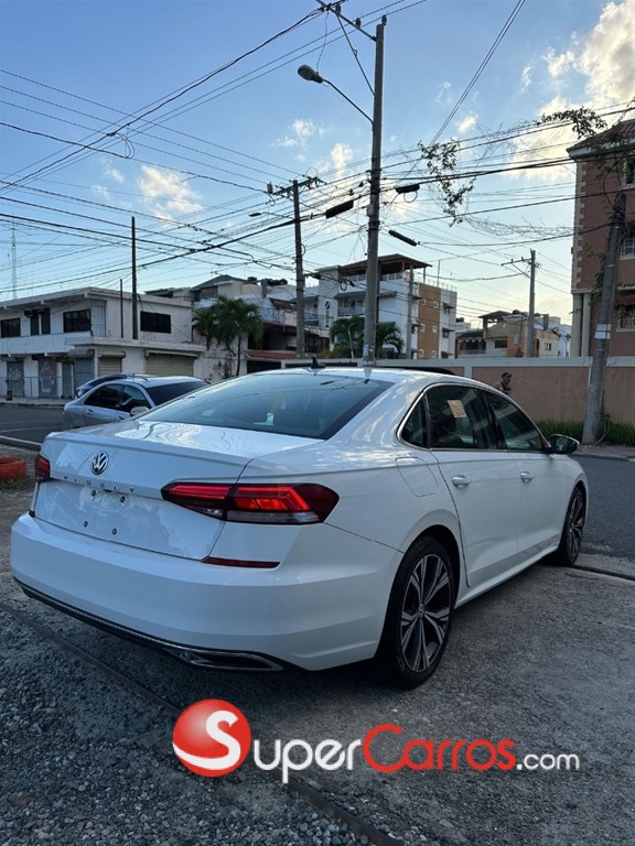 2021 Volkswagen Passat SE — foto 4 / 8
