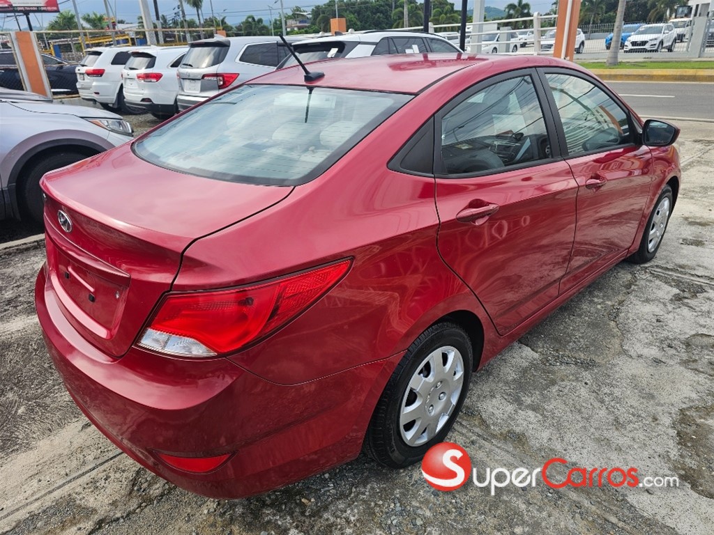 2017 Hyundai Accent SE — foto 7 / 11
