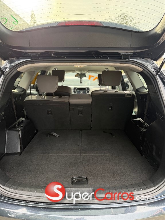 2017 Hyundai Grand Santa Fe — foto 11 / 11