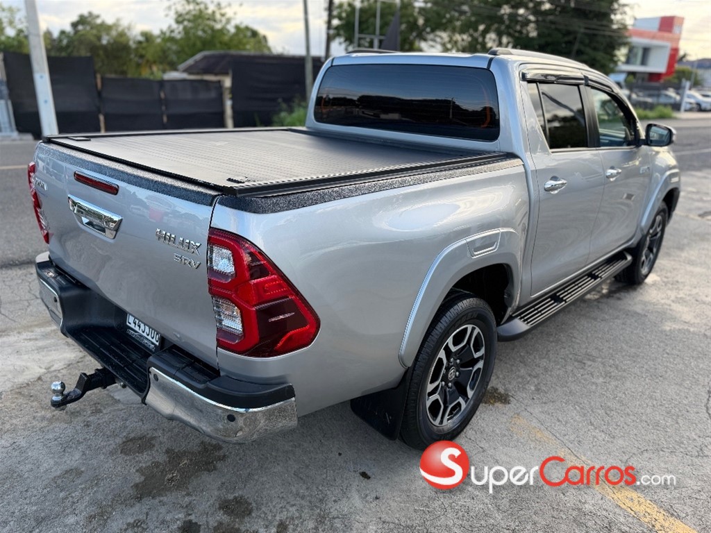 2022 Toyota Hilux Limited TSS — foto 9 / 12