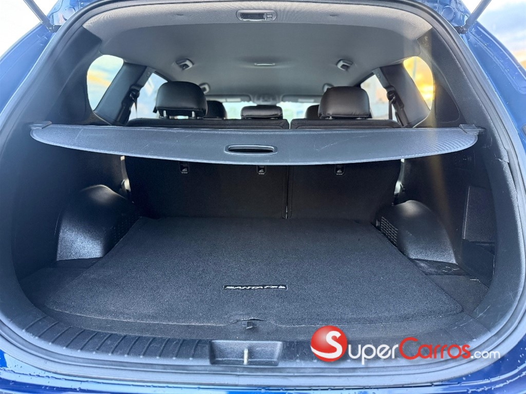2020 Hyundai Santa Fe SE — foto 8 / 9