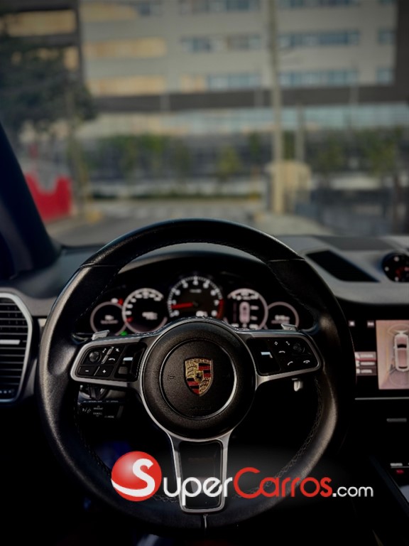 2021 Porsche Cayenne — foto 12 / 12
