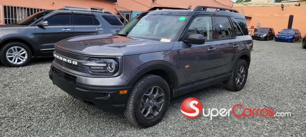 2021 Ford Bronco — foto 2 / 11