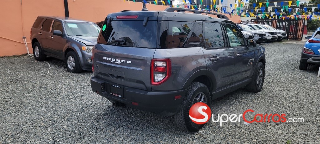 2021 Ford Bronco — foto 4 / 11