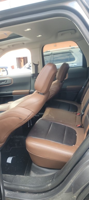2021 Ford Bronco — foto 10 / 11