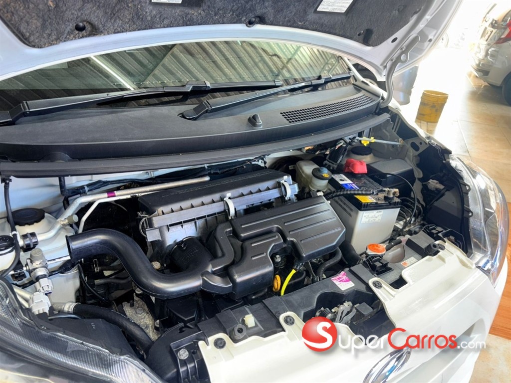 2021 Daihatsu Mira — foto 3 / 11