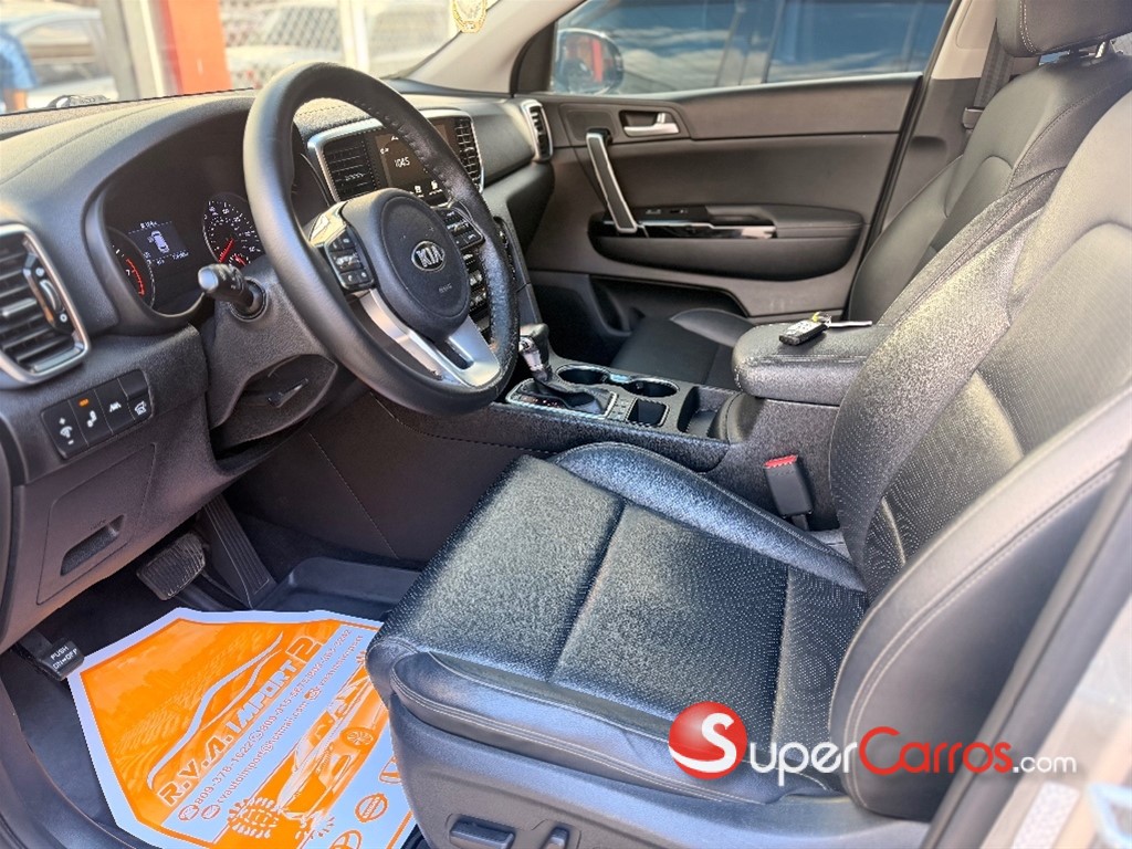 2020 Kia Sportage EX — foto 4 / 8