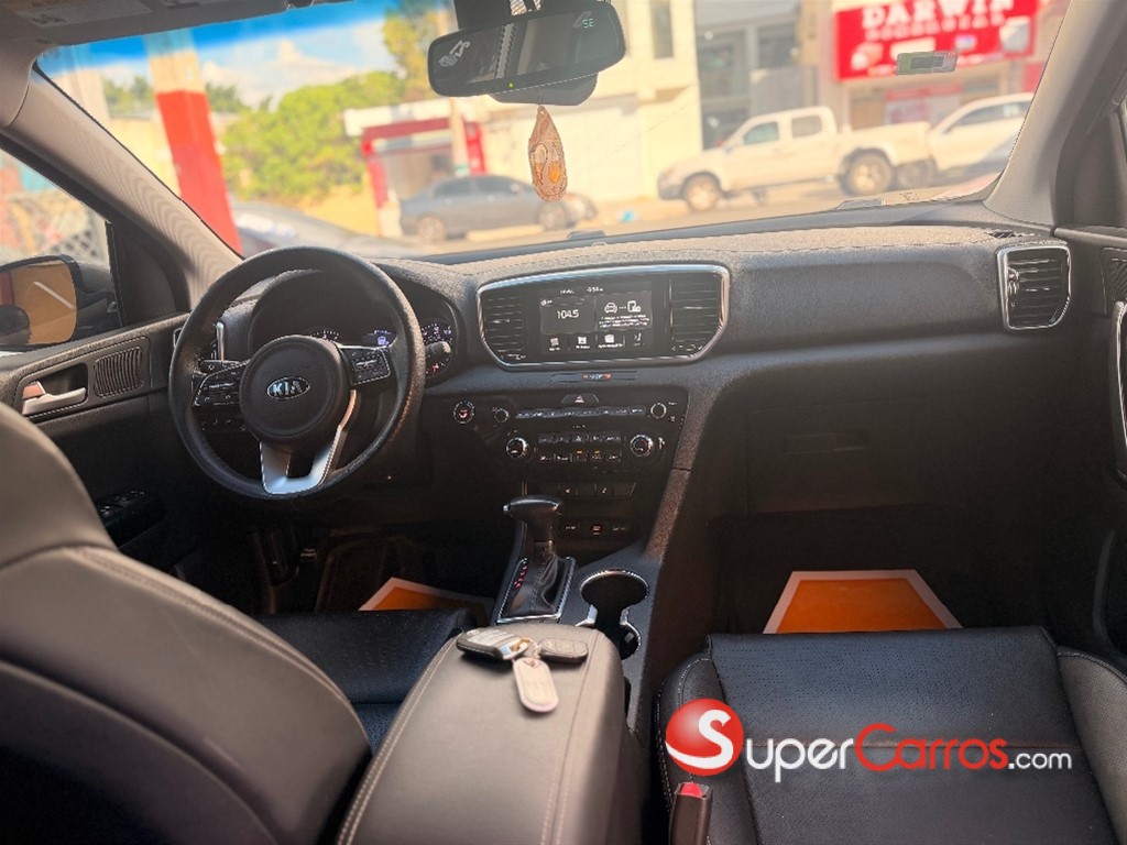 2020 Kia Sportage EX — foto 5 / 8