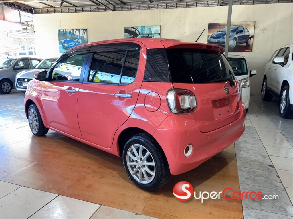 2020 Toyota Passo — foto 8 / 11
