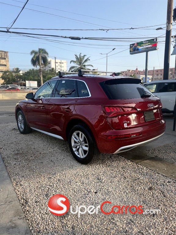 2020 Audi Q5 Quattro — foto 8 / 10