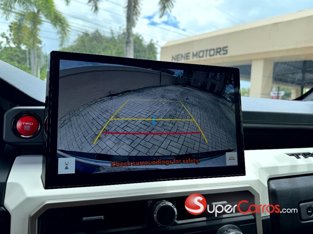 2024 Toyota Tacoma TRD OFF ROAD — foto 8 / 12