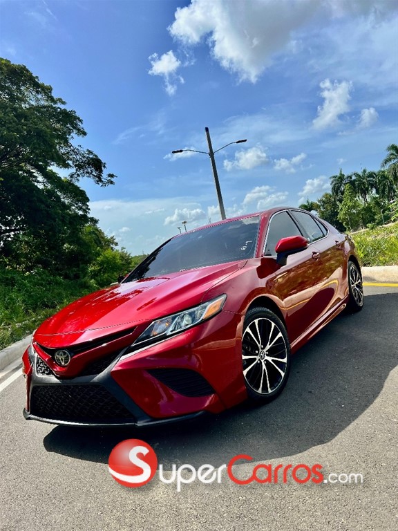 2019 Toyota Camry SE — foto 2 / 12