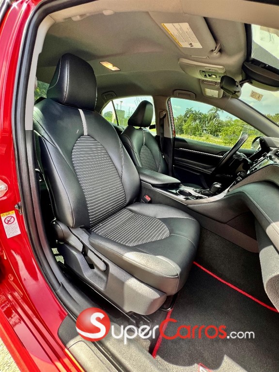 2019 Toyota Camry SE — foto 7 / 12