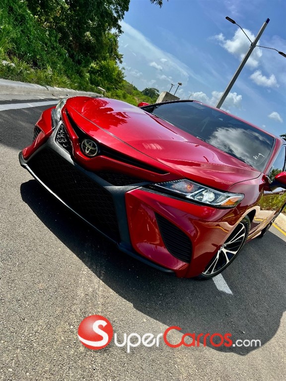 2019 Toyota Camry SE — foto 9 / 12