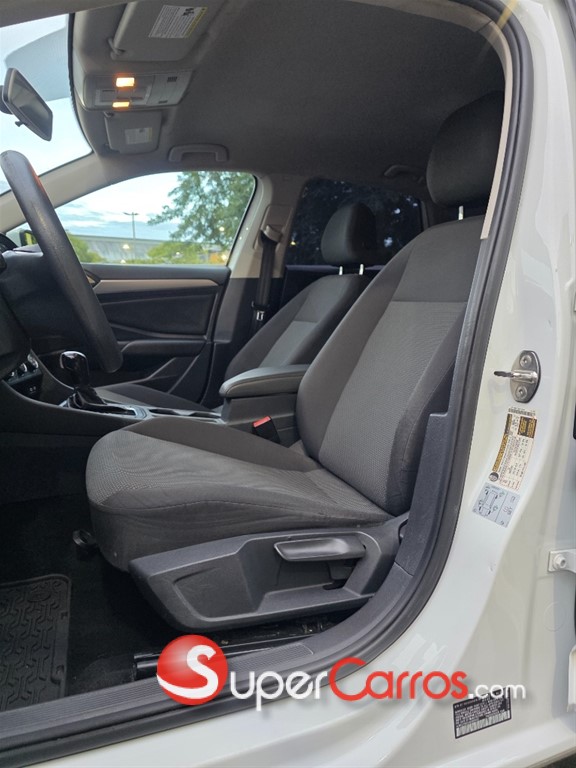 2020 Volkswagen Jetta S — foto 4 / 10