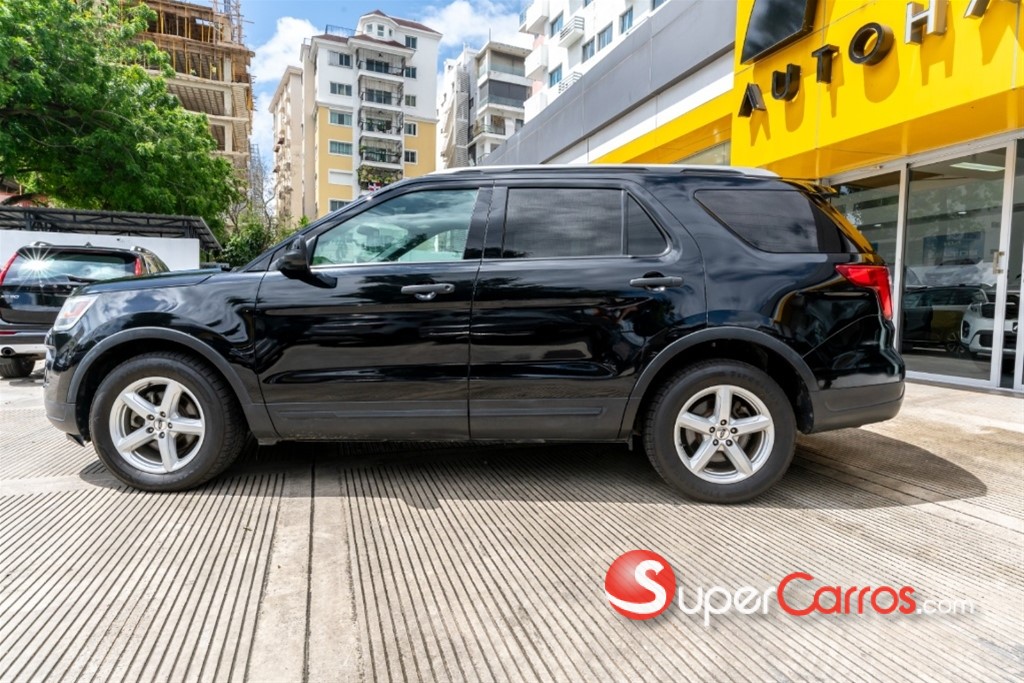 2018 Ford Explorer XLT — foto 4 / 11