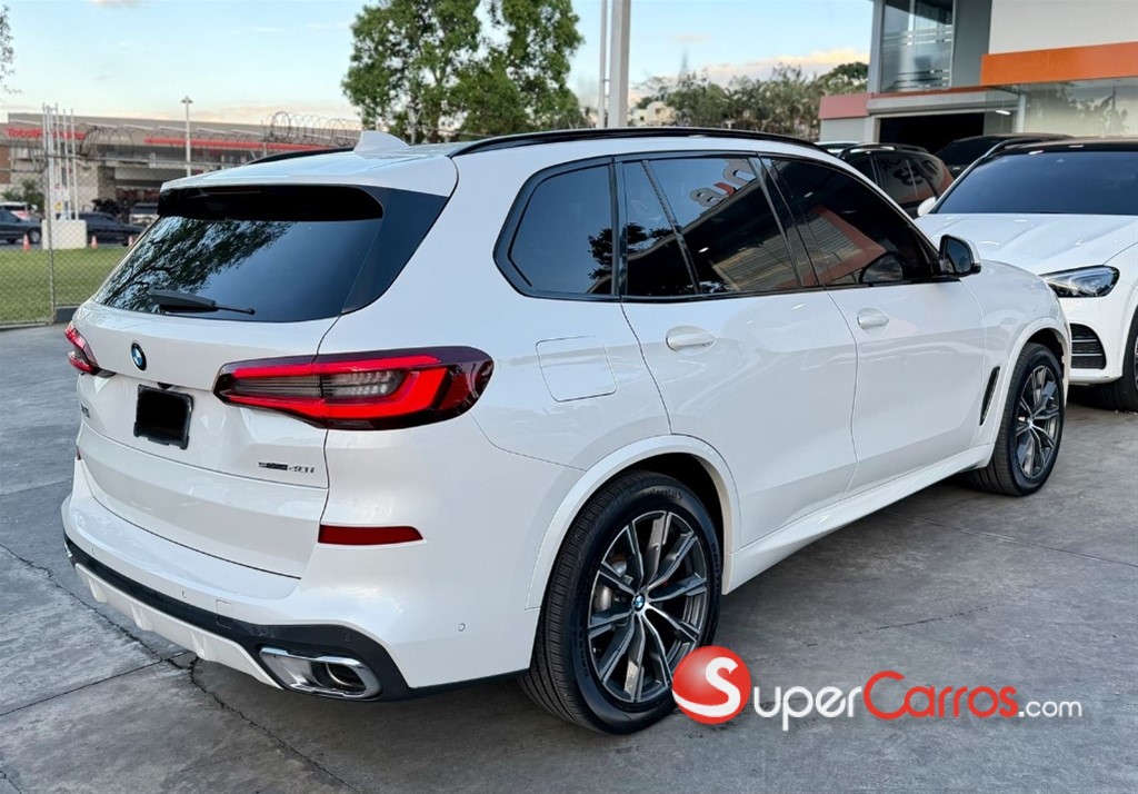2021 BMW X 5 M Package — foto 8 / 11