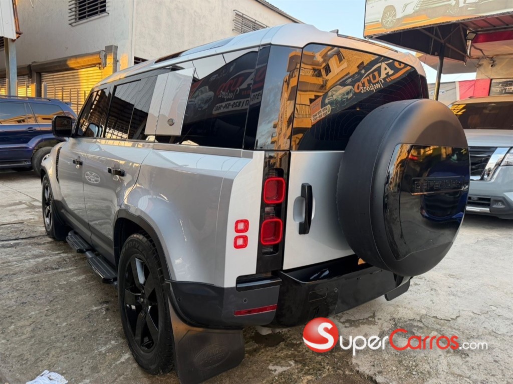 2021 Land Rover Defender 110 SE — foto 8 / 12