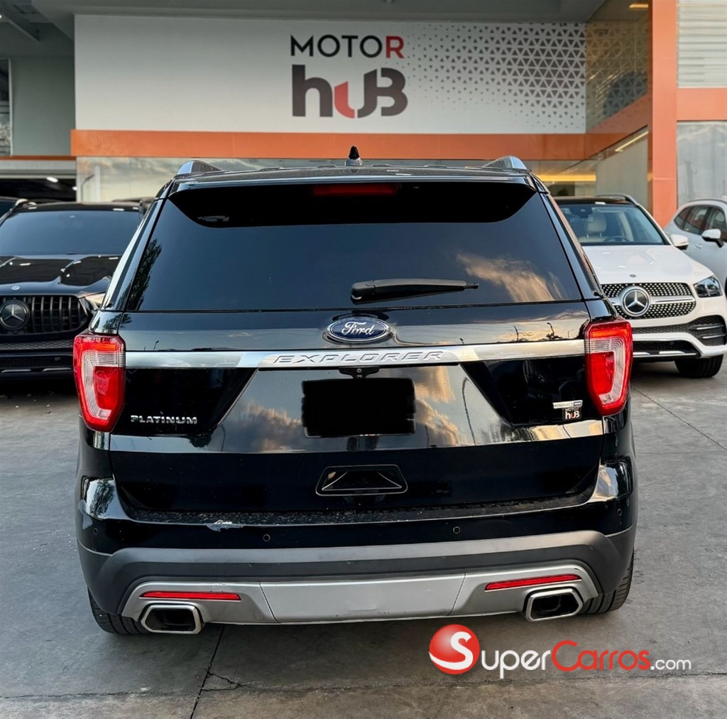 2017 Ford Explorer Platinum — foto 6 / 10
