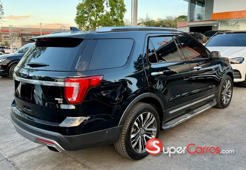 2017 Ford Explorer Platinum — foto 7 / 10