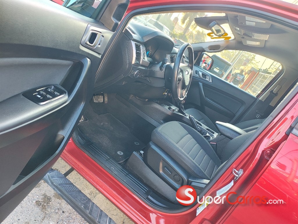 2019 Ford Ranger FX4 — foto 8 / 8