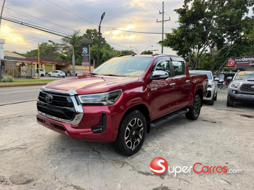2024 Toyota Hilux SRV — foto 3 / 12