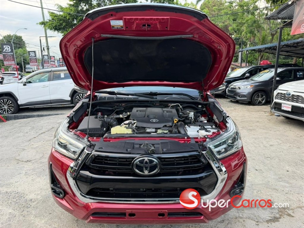 2024 Toyota Hilux SRV — foto 12 / 12