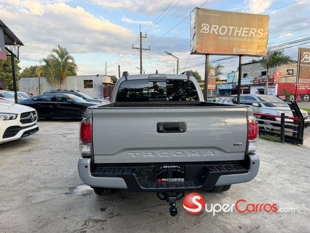 2020 Toyota Tacoma TRD SPORT — foto 5 / 12
