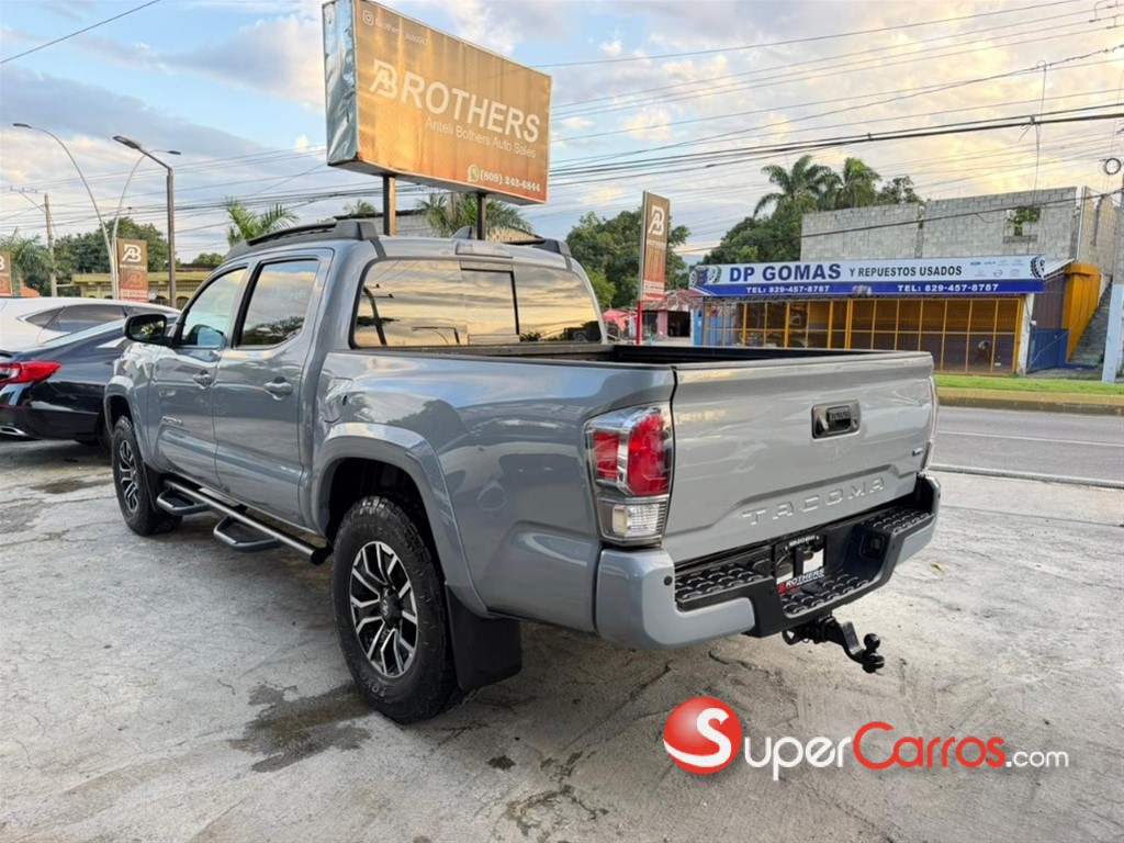 2020 Toyota Tacoma TRD SPORT — foto 8 / 12