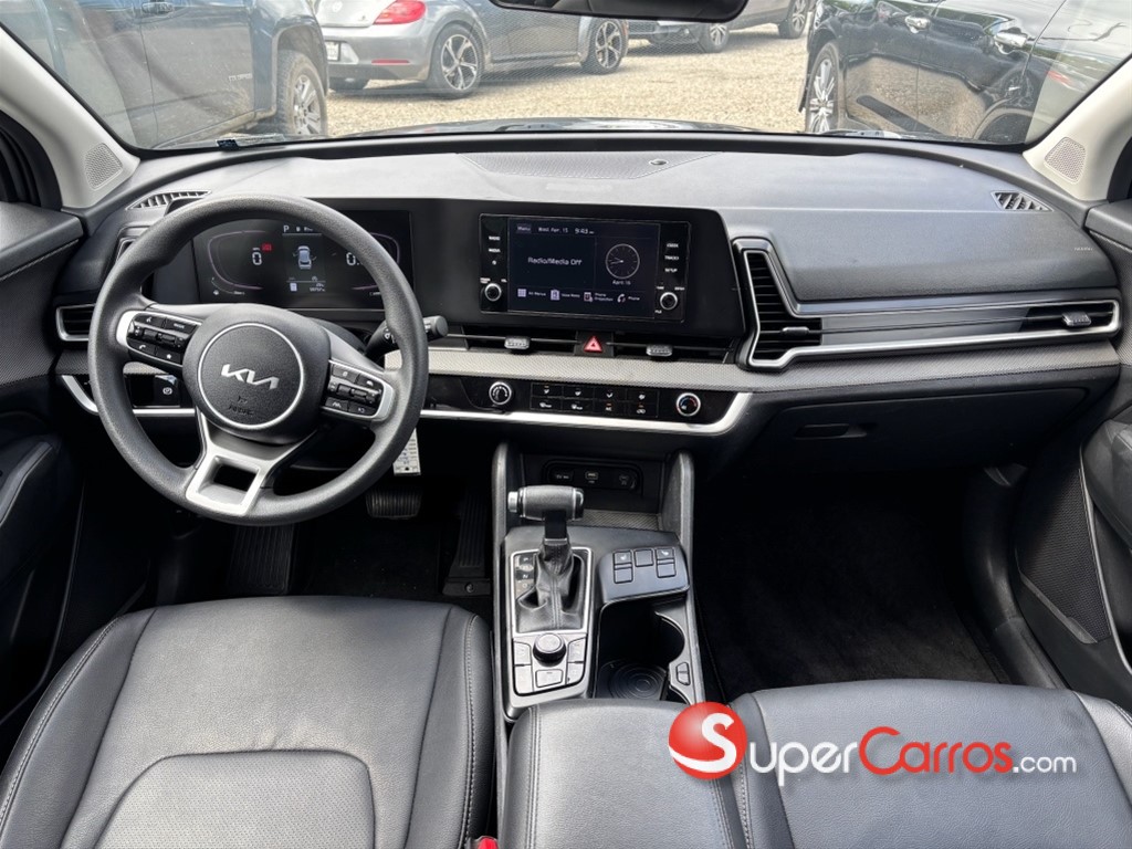 2023 Kia Sportage LX — foto 8 / 12