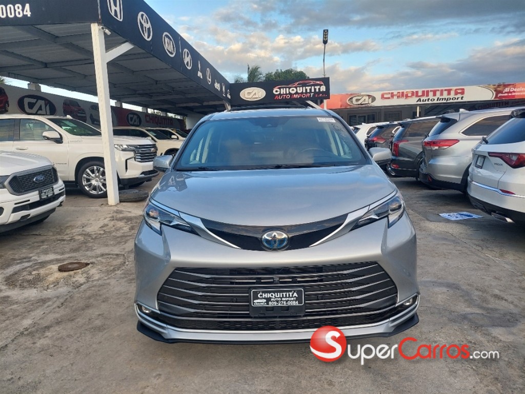 2022 Toyota Sienna PLATINUM — foto 2 / 12