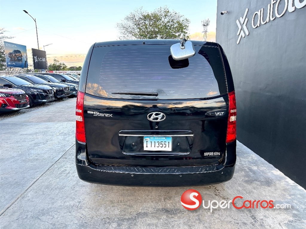 2017 Hyundai Starex — foto 5 / 11