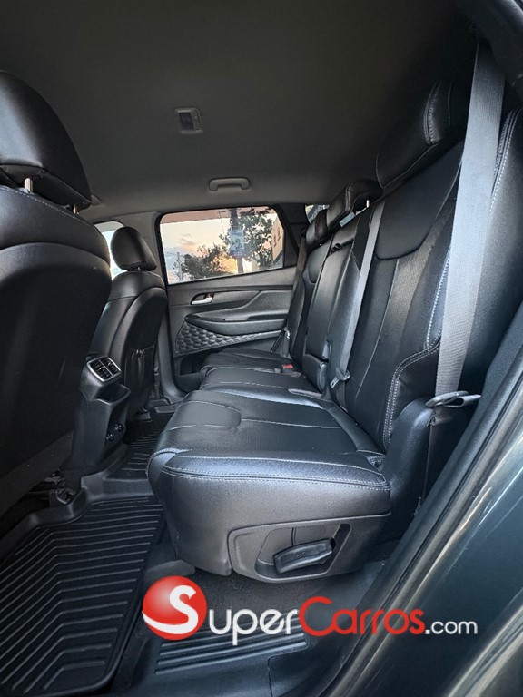 2020 Hyundai Santa Fe SEL — foto 6 / 9