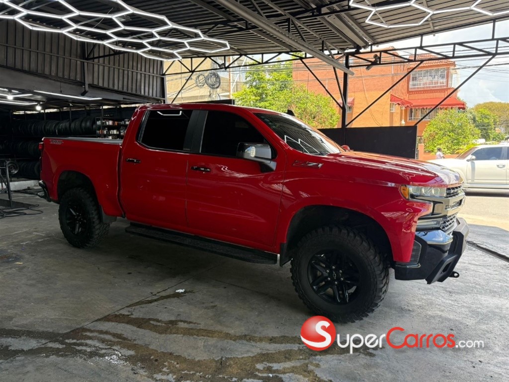 2019 Chevrolet Silverado ZR2 — foto 3 / 10