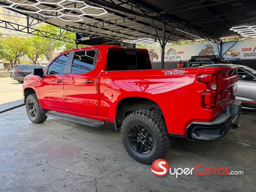 2019 Chevrolet Silverado ZR2 — foto 6 / 10