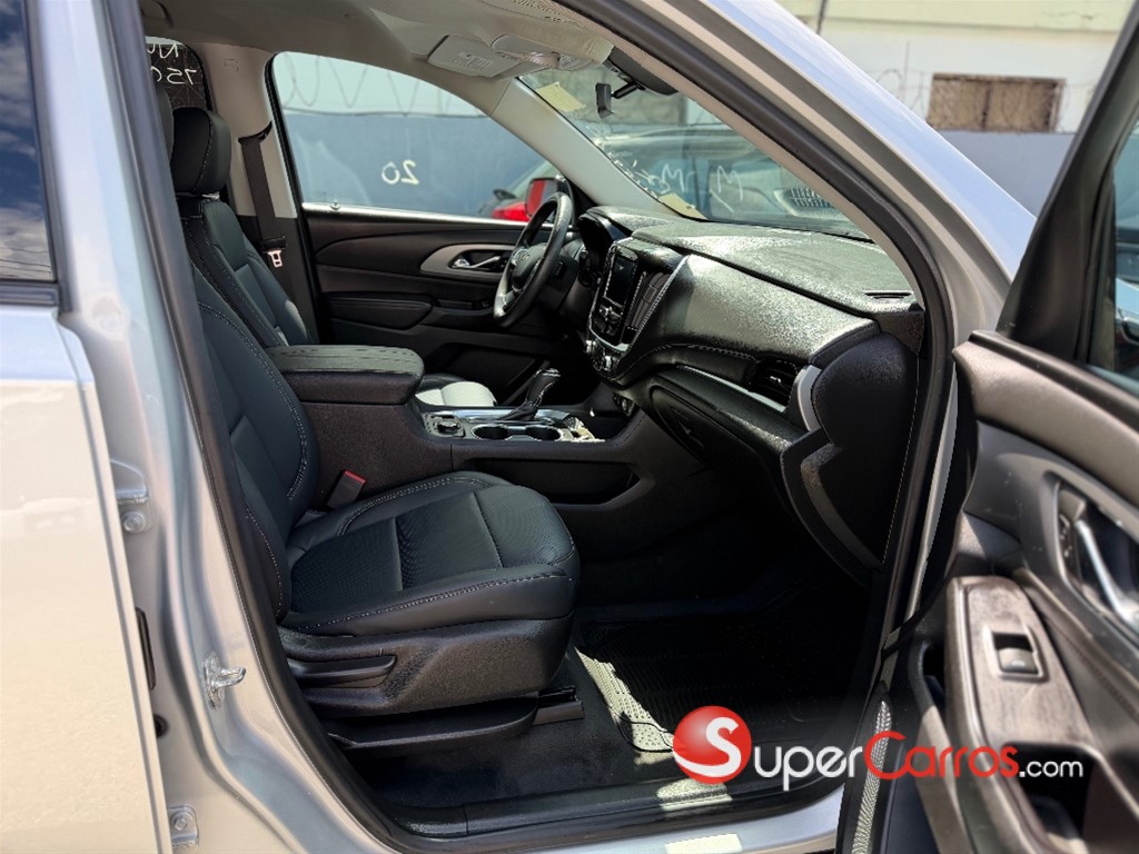 2020 Chevrolet Traverse LS — foto 9 / 11