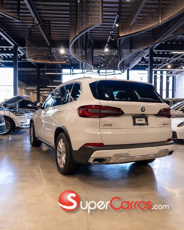 2020 BMW X 5 XDRIVE 40i — foto 6 / 12