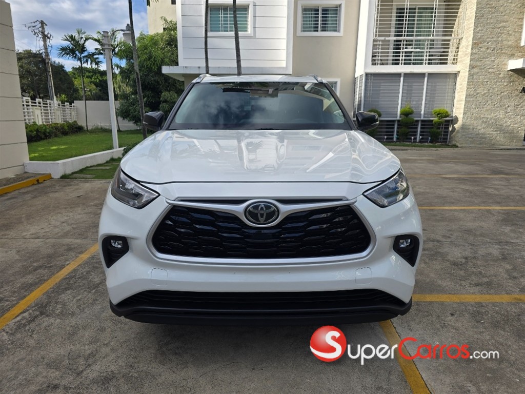 2020 Toyota Highlander XLE — foto 2 / 12