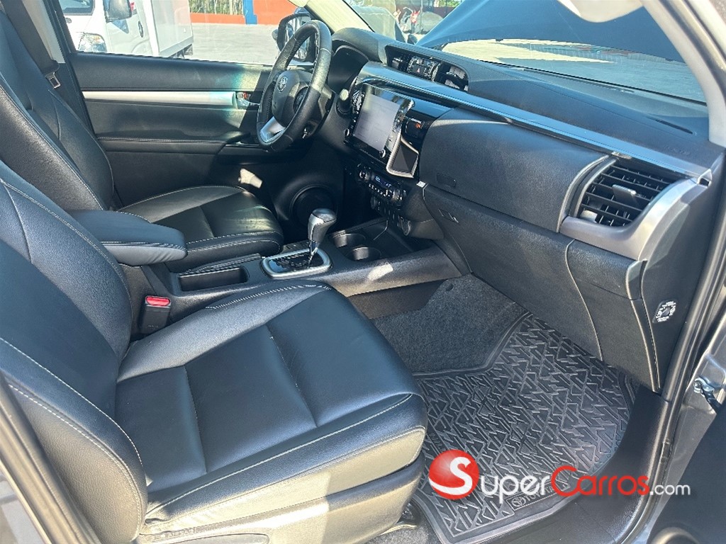 2022 Toyota Hilux SRV — foto 11 / 11