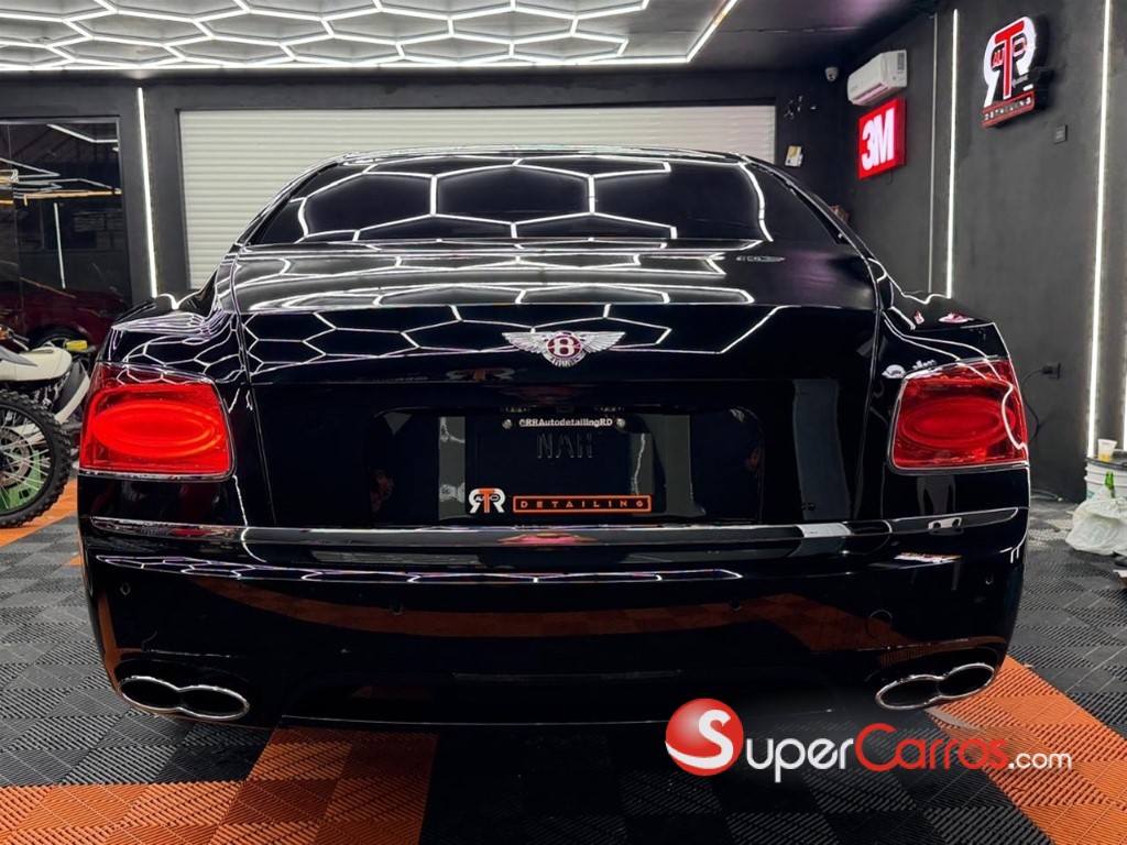 2015 Bentley Continental Flying Spur — foto 5 / 12