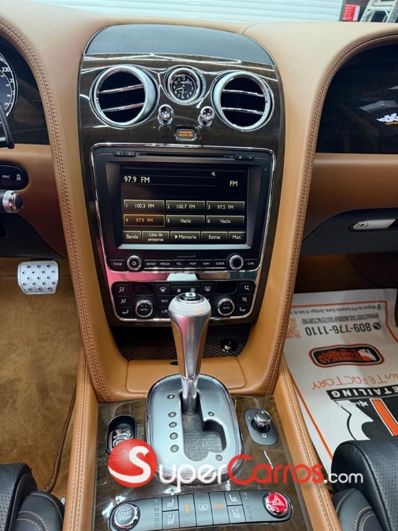 2015 Bentley Continental Flying Spur — foto 9 / 12