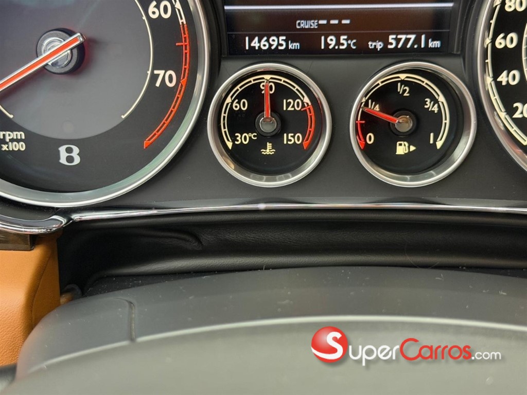 2015 Bentley Continental Flying Spur — foto 11 / 12